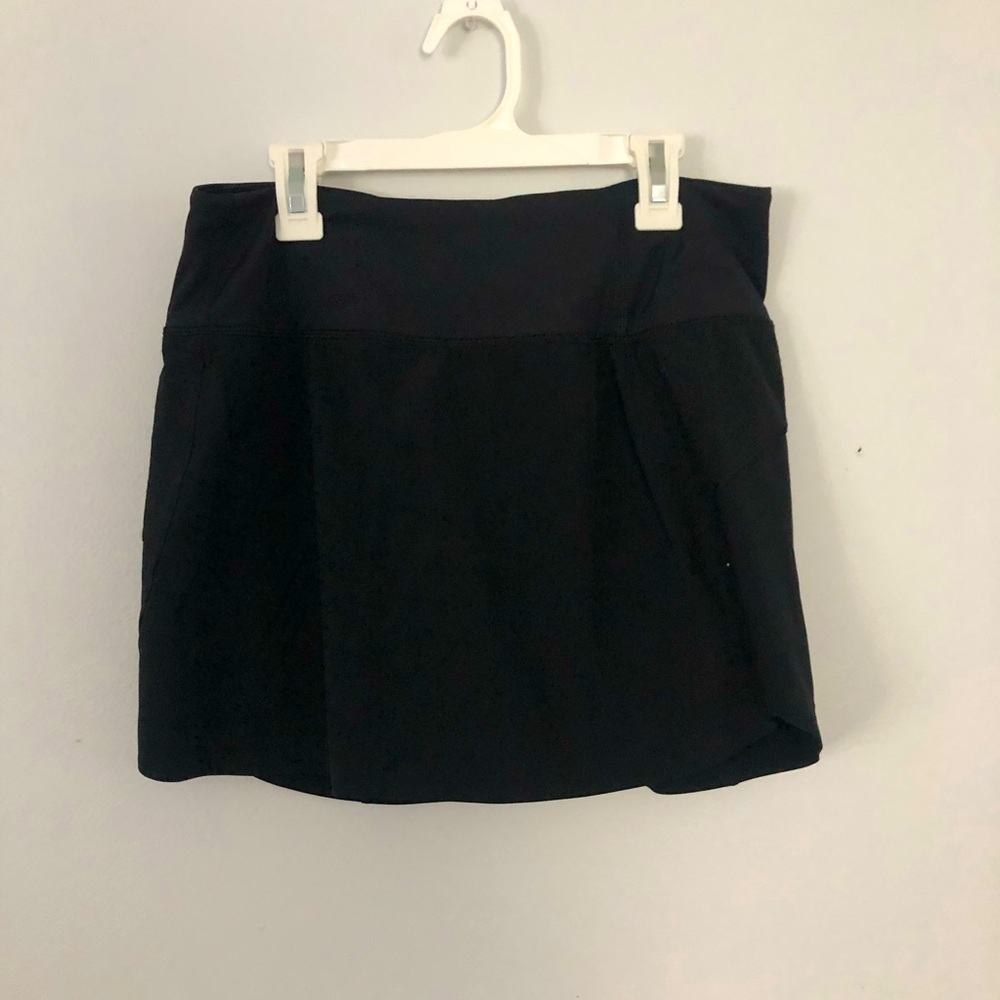 Athleta Run With It Skort